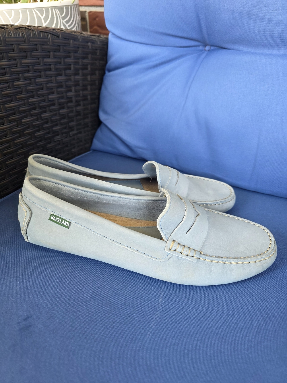 Eastland Patricia Leather Loafers Women’s 11M Light Blue Slip‑On Comfort Shoe